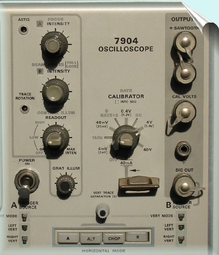 Tektronix 7904 oscilloscope mainframe panel